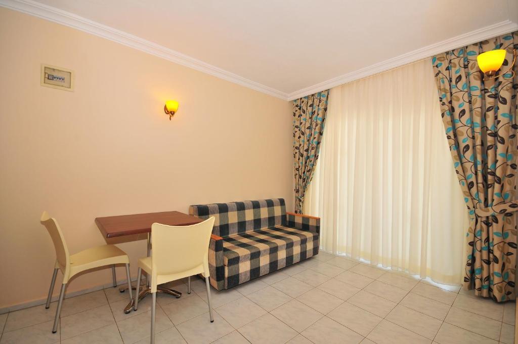 Ozturk Apart Hotel Marmaris Szoba fotó